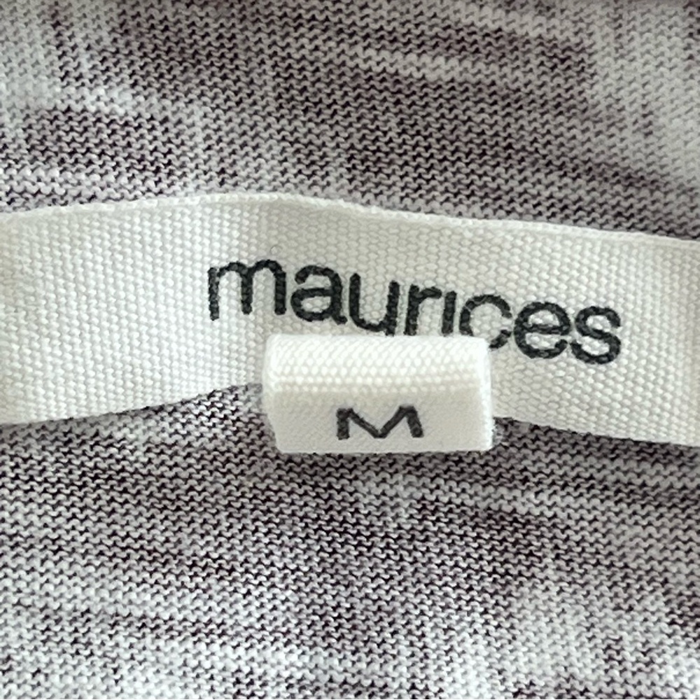 Maurices Women's Zigzag Patterned Top - Maroon and White / Size Medium - Picture 6 of 9